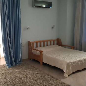 Сдается 1-комнатная квартира, 58 м²