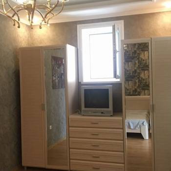 Сдается 1-комнатная квартира, 50 м²