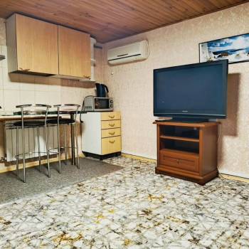 Сдается 2-х комнатная квартира, 65 м²