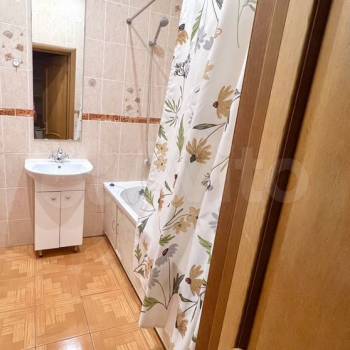 Сдается 1-комнатная квартира, 41 м²