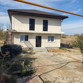Продается Дом, 180 м²