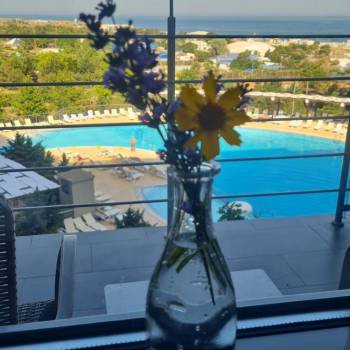 Продается 3-х комнатная квартира, 57 м²