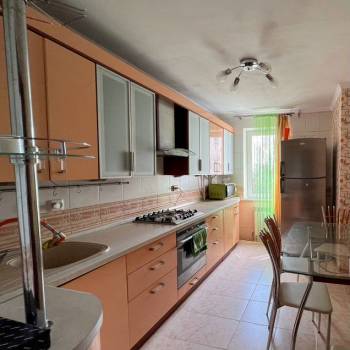 Сдается Многокомнатная квартира, 70 м²