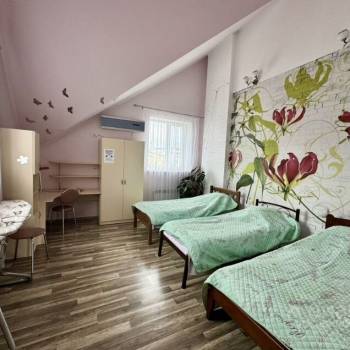 Сдается Многокомнатная квартира, 160 м²