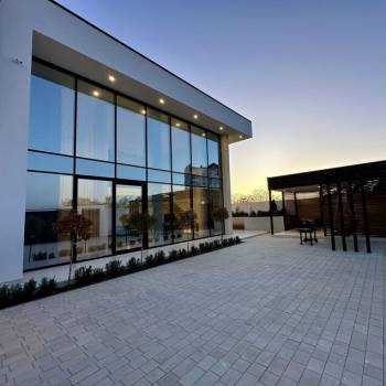 Продается Дом, 215 м²