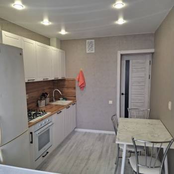 Продается 1-комнатная квартира, 45 м²