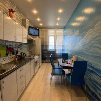 Сдается 1-комнатная квартира, 54 м²