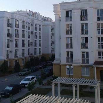 Продается 1-комнатная квартира, 41 м²