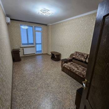 Сдается 1-комнатная квартира, 43 м²