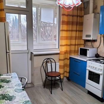 Сдается 1-комнатная квартира, 42,5 м²