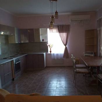 Сдается Дом, 200 м²