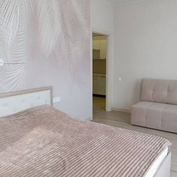 Продается 1-комнатная квартира, 38 м²