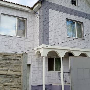 Продается Дом, 200 м²