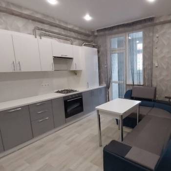 Сдается 1-комнатная квартира, 42 м²