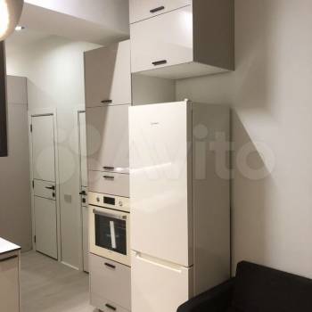 Продается 1-комнатная квартира, 32 м²
