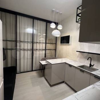Продается 1-комнатная квартира, 32 м²