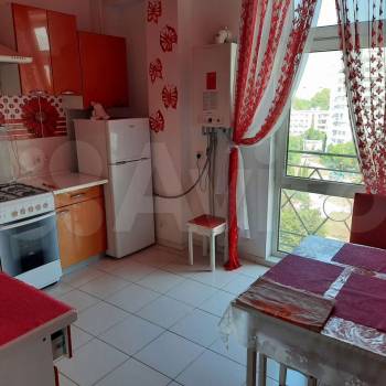 Сдается 1-комнатная квартира, 45 м²