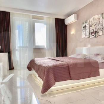 Продается 1-комнатная квартира, 44 м²