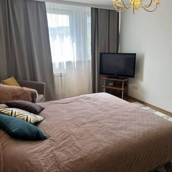 Сдается Многокомнатная квартира, 80 м²