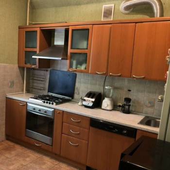 Продается Многокомнатная квартира, 90 м²