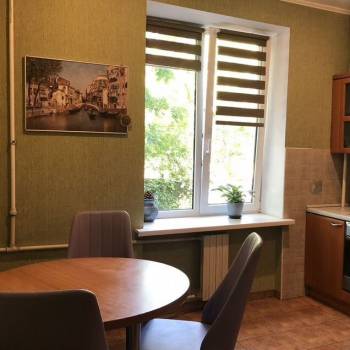 Продается Многокомнатная квартира, 90 м²