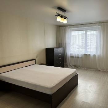 Сдается 1-комнатная квартира, 42,2 м²