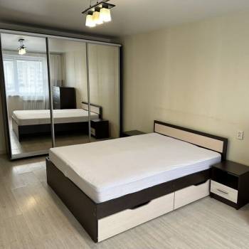 Сдается 1-комнатная квартира, 42,2 м²