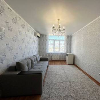Продается 1-комнатная квартира, 41,7 м²