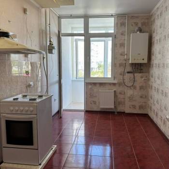 Продается 1-комнатная квартира, 41,7 м²