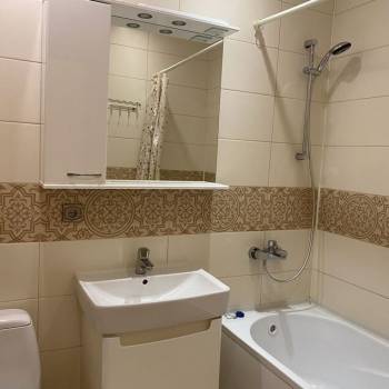 Сдается 1-комнатная квартира, 42 м²