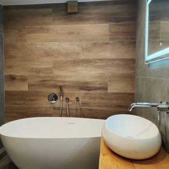 Продается 1-комнатная квартира, 42 м²