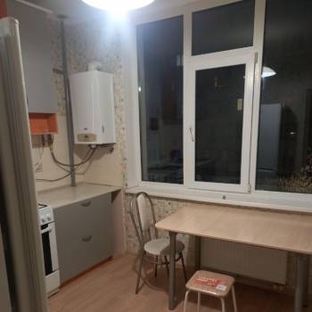 Сдается 1-комнатная квартира, 54 м²