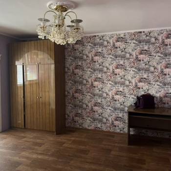 Сдается Многокомнатная квартира, 60 м²