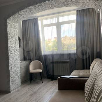 Сдается 1-комнатная квартира, 50,5 м²