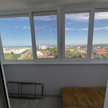 Продается 1-комнатная квартира, 37 м²