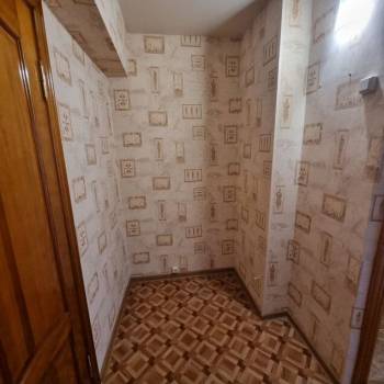 Продается 1-комнатная квартира, 29,7 м²