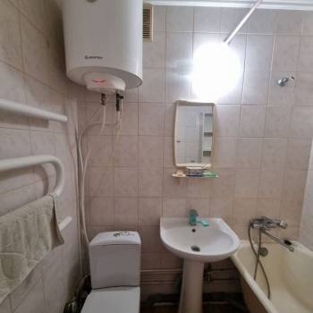 Продается 1-комнатная квартира, 29,7 м²