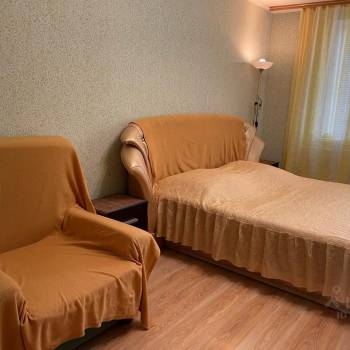 Сдается 1-комнатная квартира, 45 м²