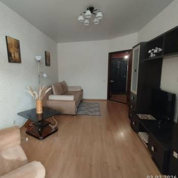 Продается 1-комнатная квартира, 41 м²