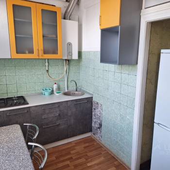 Сдается 2-х комнатная квартира, 42 м²