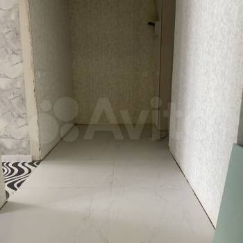Продается 1-комнатная квартира, 37 м²