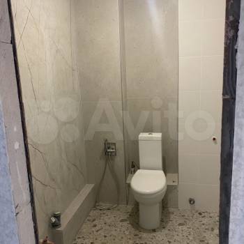 Продается 1-комнатная квартира, 37 м²