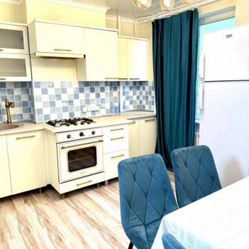 Продается 1-комнатная квартира, 40,5 м²