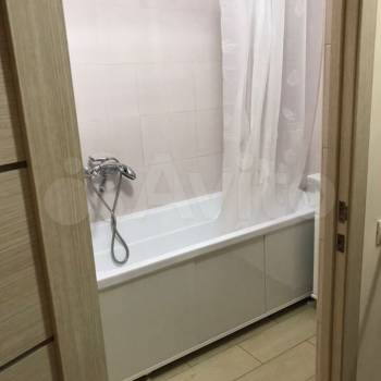 Продается 1-комнатная квартира, 40 м²