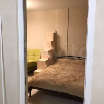 Продается 1-комнатная квартира, 40 м²