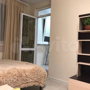 Продается 1-комнатная квартира, 40 м²