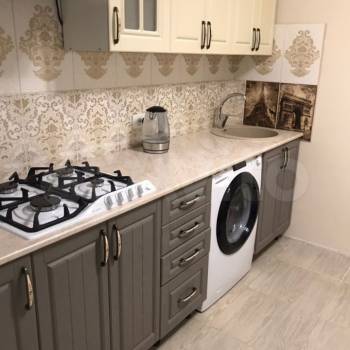 Продается 1-комнатная квартира, 40 м²