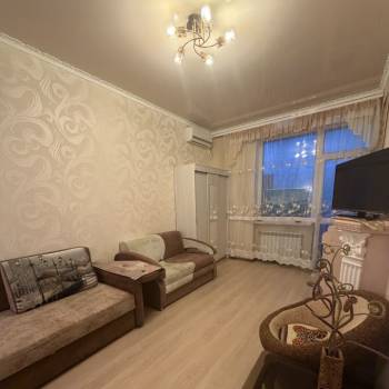 Сдается 1-комнатная квартира, 40 м²