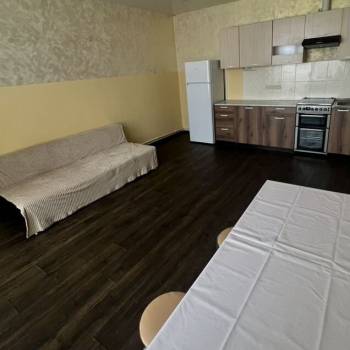 Сдается Многокомнатная квартира, 60 м²