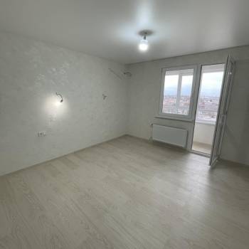 Продается 1-комнатная квартира, 42,7 м²